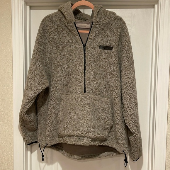 Sold ESSENTIALS - FEAR OF GOD
2022 Polar Fleece Half Zip Hoodie
Size M/L - Picture 3 of 11